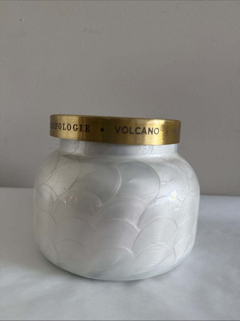 Candle Capri blue for Anthropologie Volcano 538g 19oz